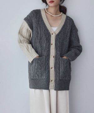 チャコールグレーアイボリー