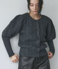 身長：168cm　着用サイズ：FREE　B：81 / W：60 / H：89
