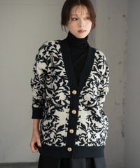 身長：170cm　着用サイズ：FREE　B：86 / W：61 / H：87