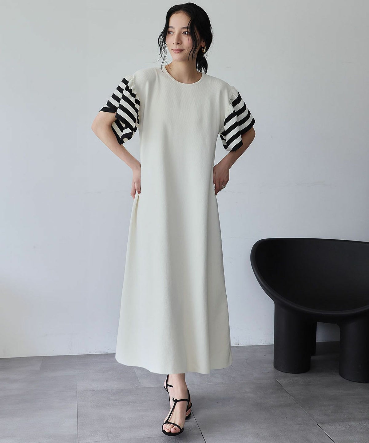身長：168cm　着用サイズ：FREE　B：81 / W：60 / H：89