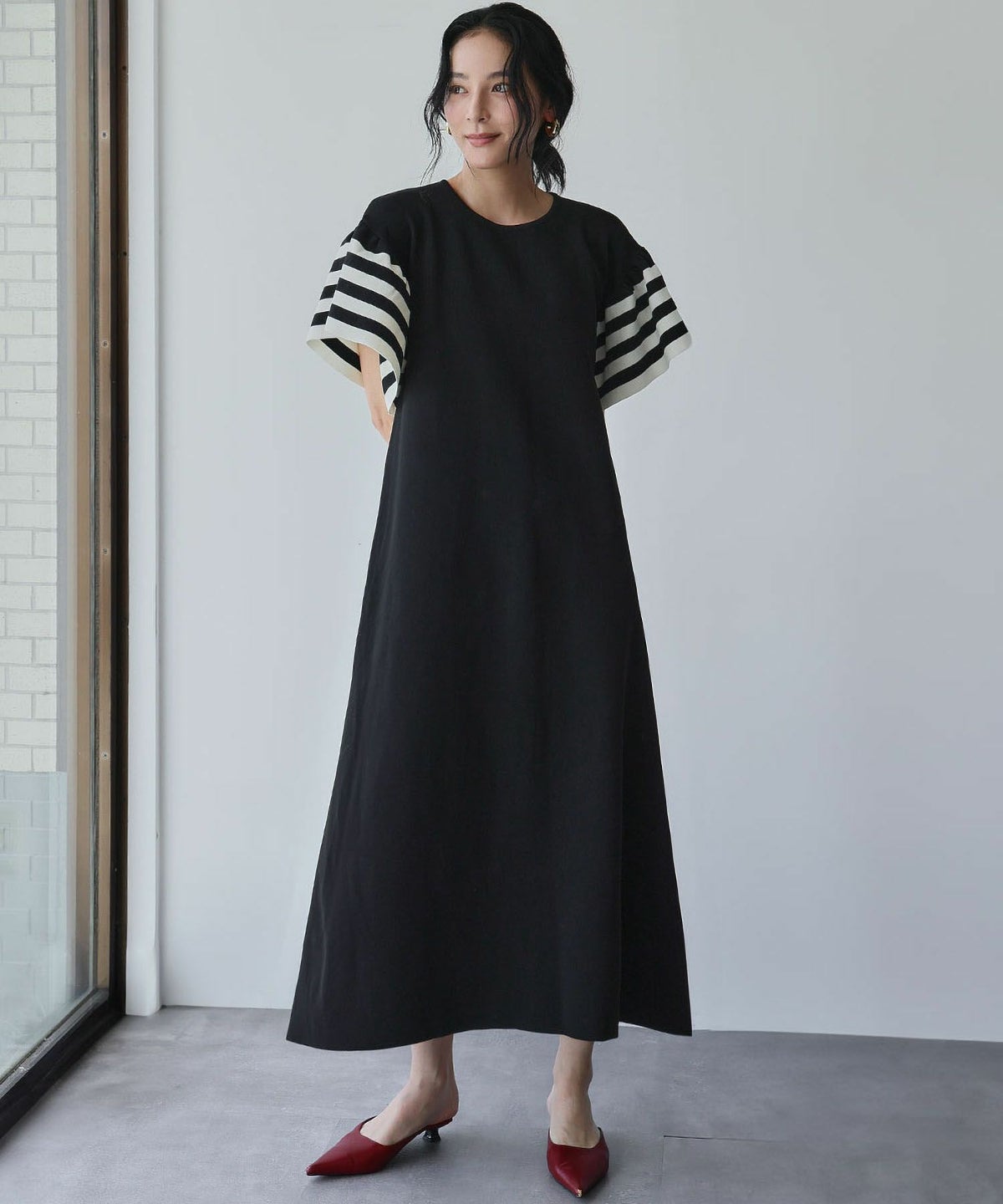 身長：168cm　着用サイズ：FREE　B：81 / W：60 / H：89