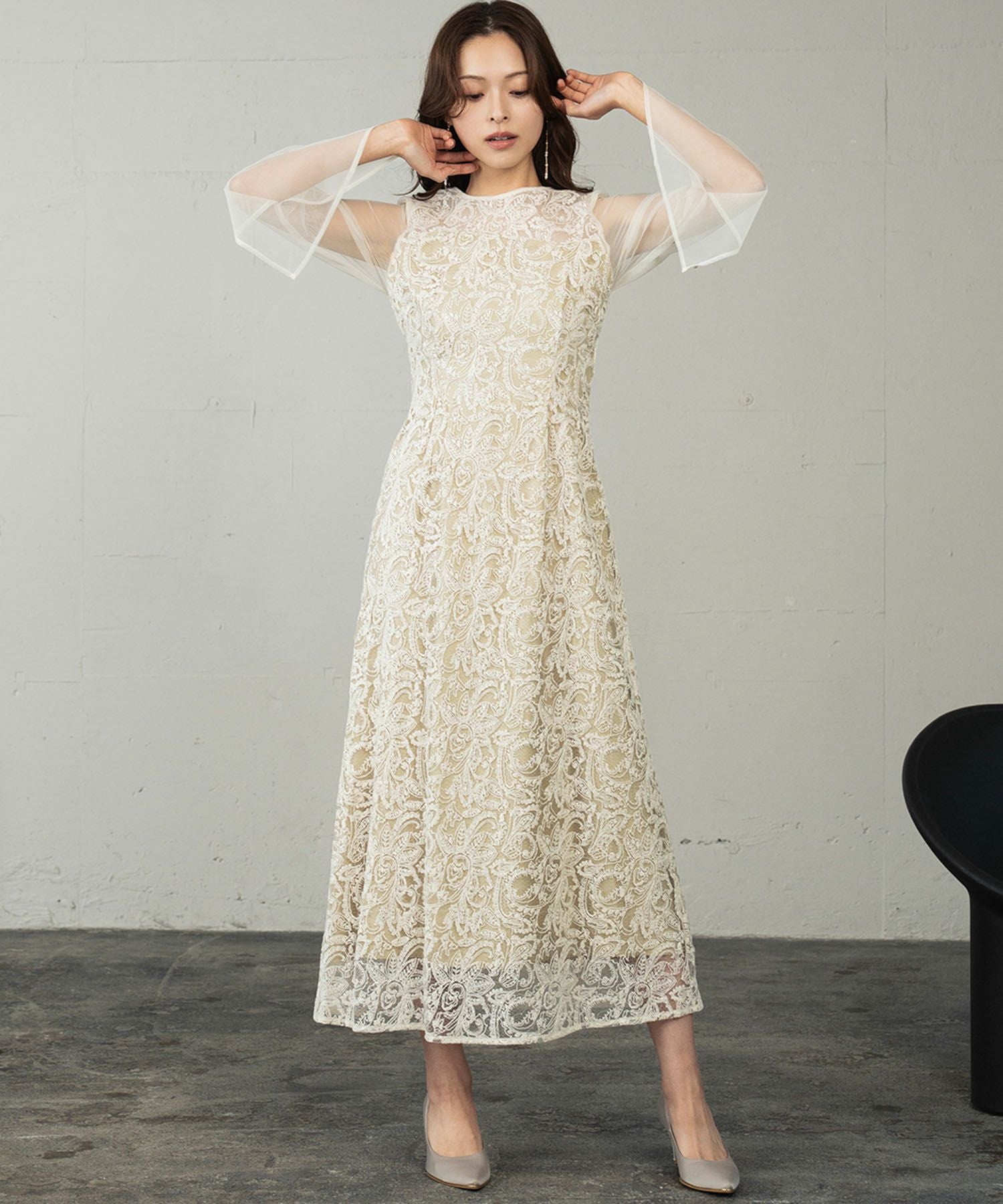 結婚式・お呼ばれ対応 | スリットスリーブレース刺繍ドレス