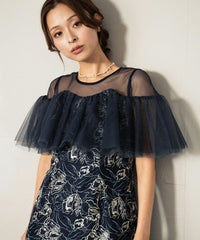 身長：170cm　着用サイズ：Mサイズ　B：86 / W：61 / H：87