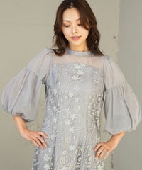 身長：170cm　着用サイズ：Mサイズ　B：86 / W：61 / H：87