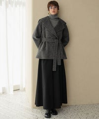 身長：173cm　着用サイズ：FREE　B：81 / W：61 / H：89