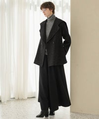 身長：173cm　着用サイズ：FREE　B：81 / W：61 / H：89