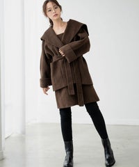 身長：170cm　着用サイズ：FREE　B：86 / W：61 / H：87