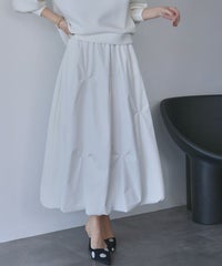 身長：168cm　着用サイズ：FREE　B：81 / W：60 / H：89