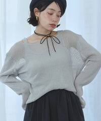 ライトグレー