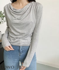 グレー