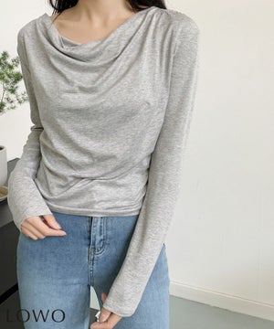 グレー