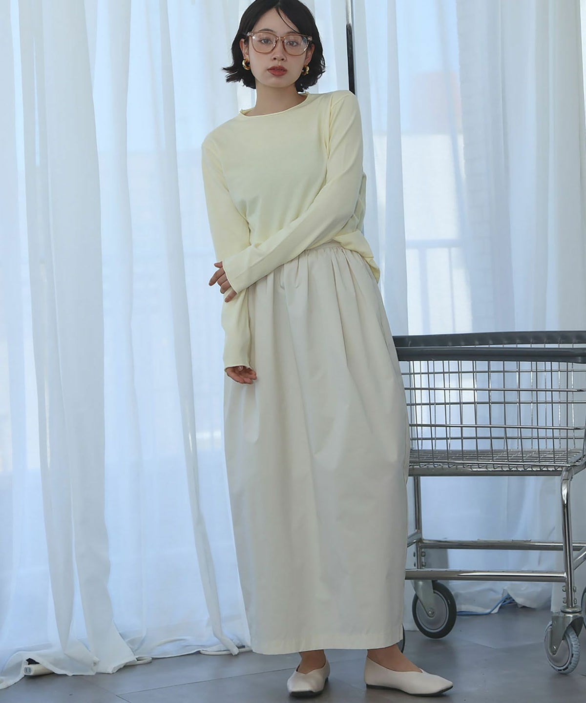 身長：157cm　着用サイズ：FREE　B：82 / W：63 / H：87