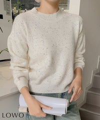 オフホワイト