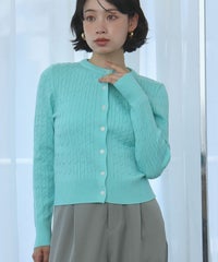 ブルー