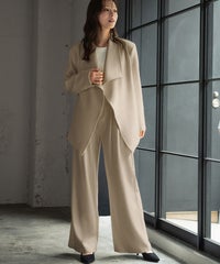 身長：170cm　着用サイズ：FREE　B：86 / W：61 / H：87
