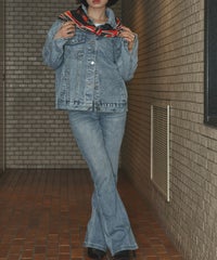 身長：157cm　着用サイズ：FREE　B：82 / W：63 / H：87