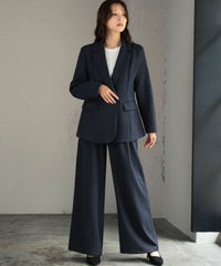 身長：170cm　着用サイズ：FREE　B：86 / W：61 / H：87