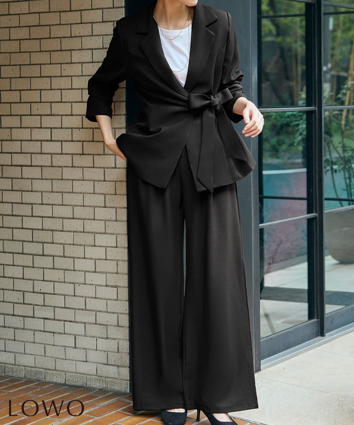 身長：168cm　着用サイズ：FREE　B：81 / W：60 / H：89
