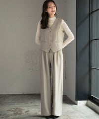 身長：170cm　着用サイズ：FREE　B：86 / W：61 / H：87