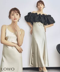 ベージュ