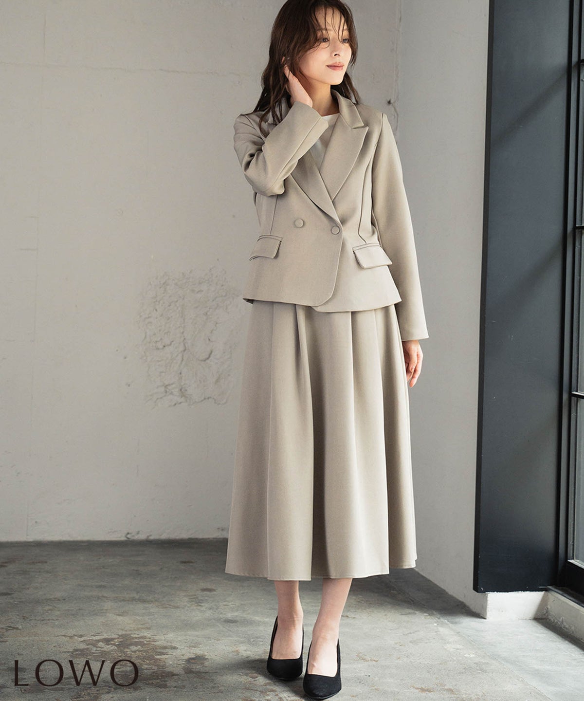 身長：170cm　着用サイズ：FREE　B：86 / W：61 / H：87