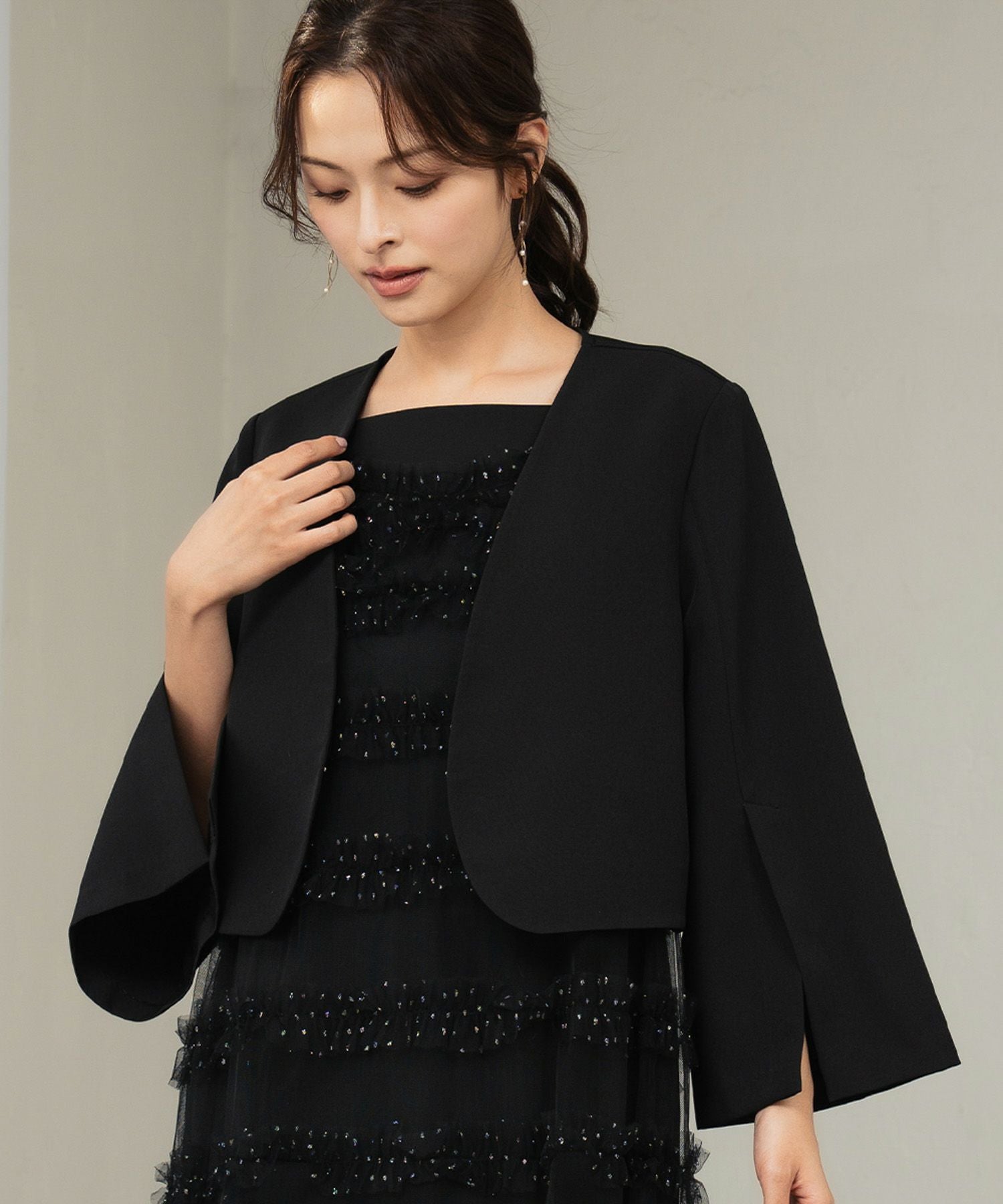 結婚式・お呼ばれ対応 | スリットスリーブノーカラージャケット