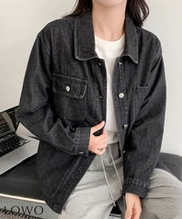 ブラック