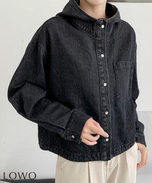 ブラック