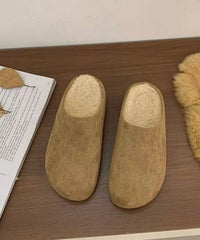 ベージュ