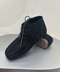 ブラック