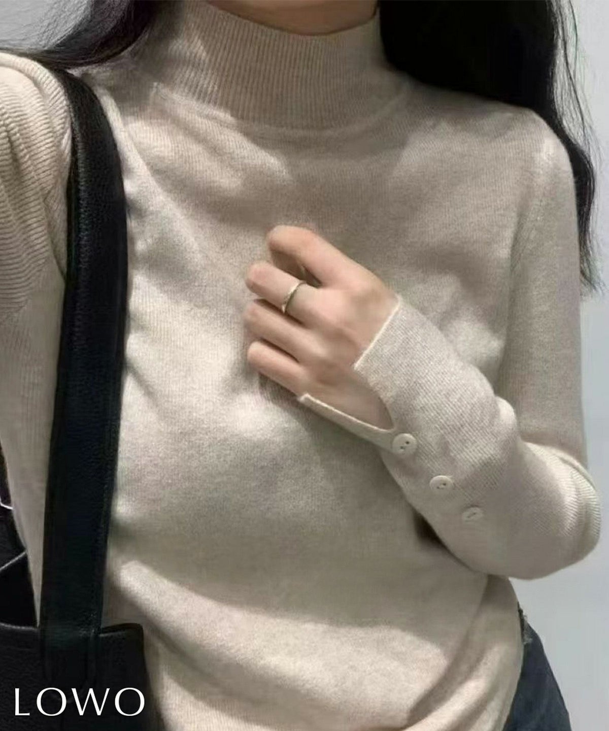 ベージュ