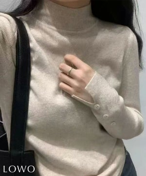 ベージュ
