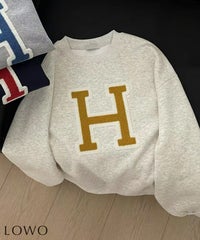 ベージュ