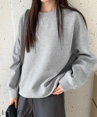 グレー