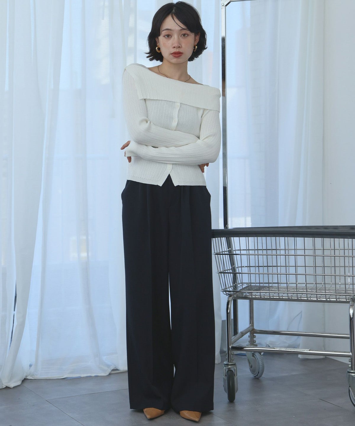 身長：157cm　着用サイズ：FREE　B：82 / W：63 / H：87