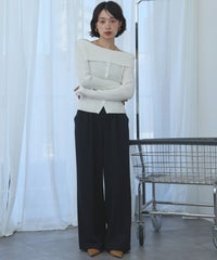 身長：157cm　着用サイズ：FREE　B：82 / W：63 / H：87