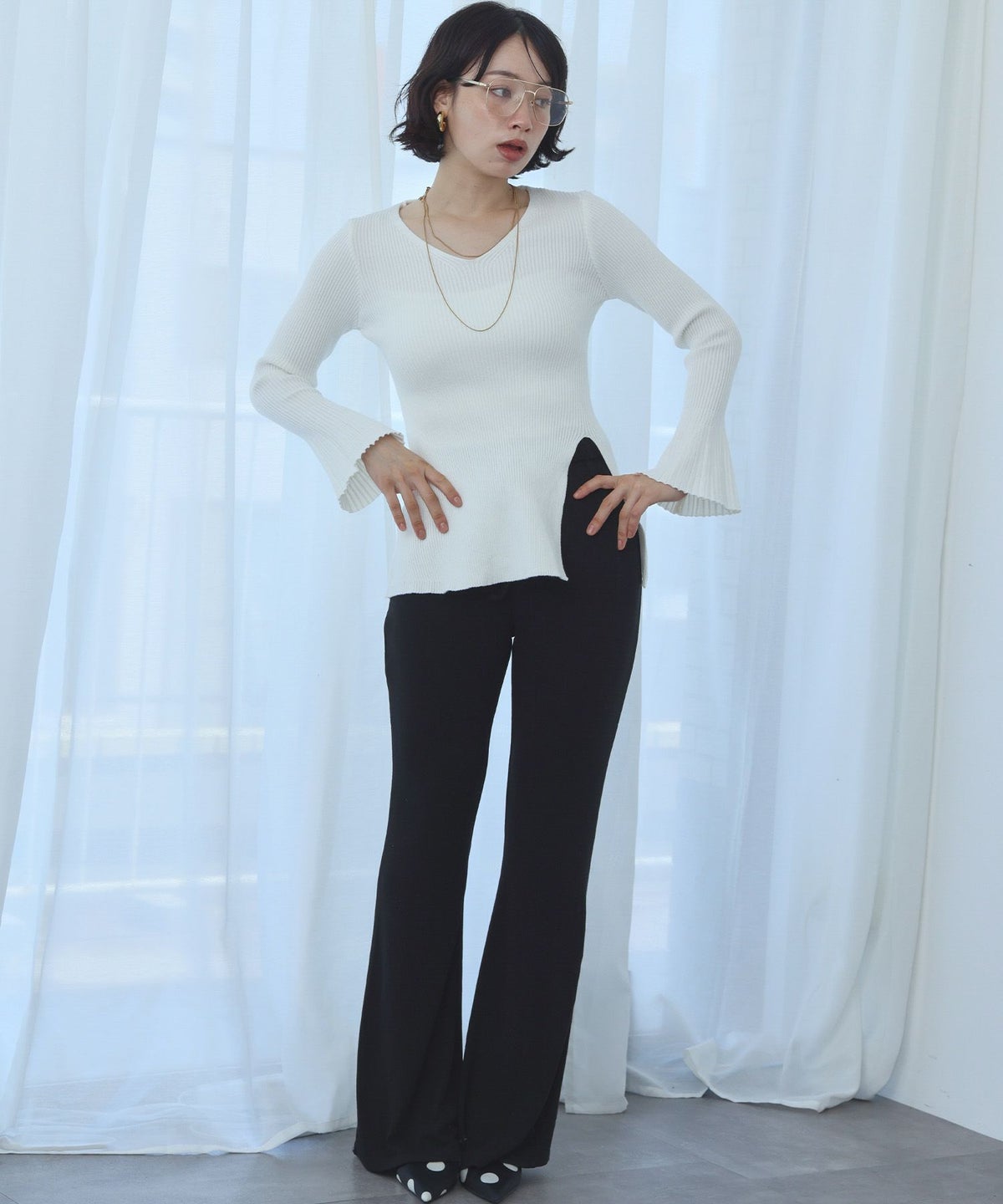 身長：157cm　着用サイズ：FREE　B：82 / W：63 / H：87