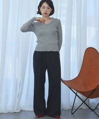 身長：157cm　着用サイズ：FREE　B：82 / W：63 / H：87
