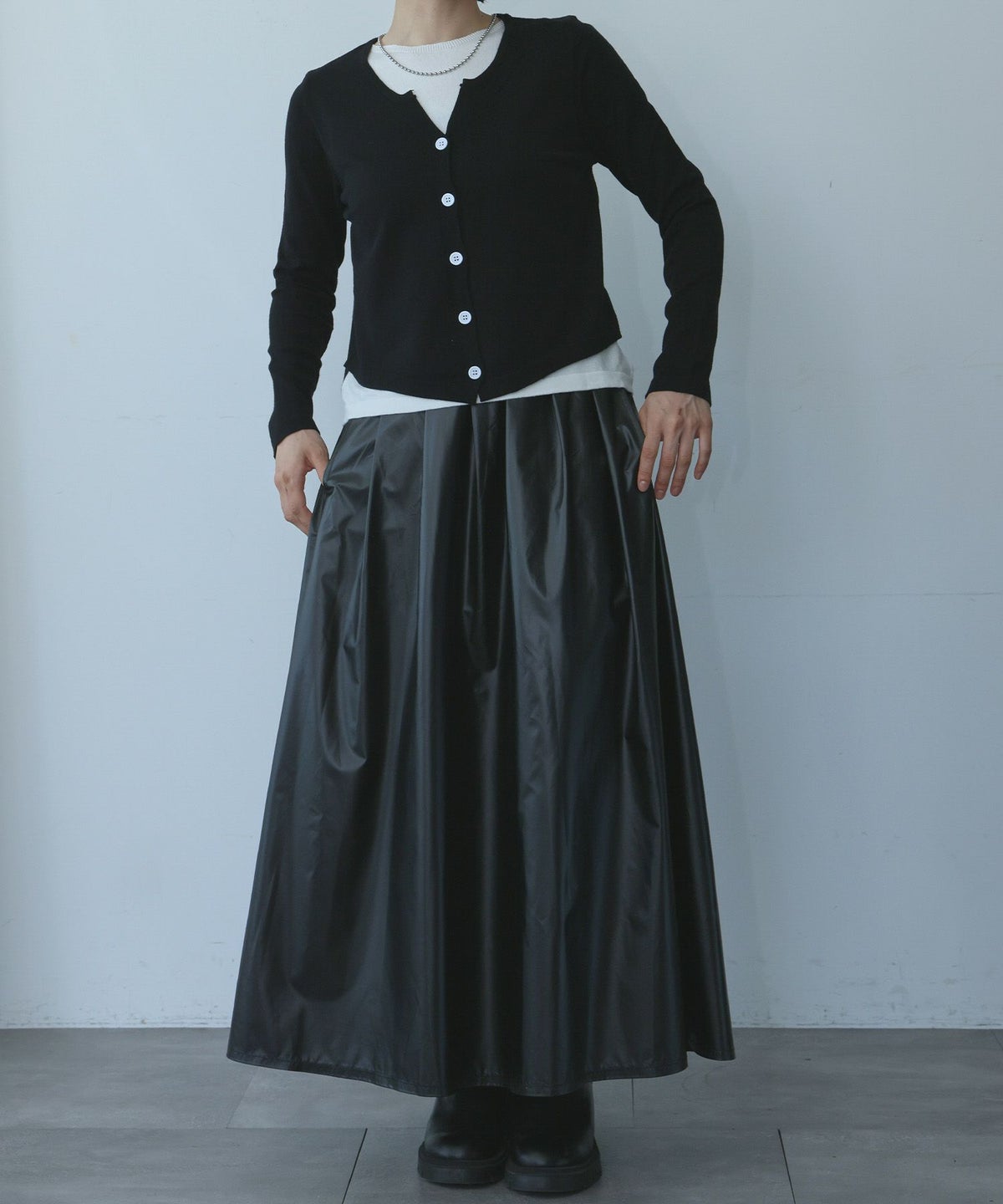 身長：157cm　着用サイズ：FREE　B：82 / W：63 / H：87
