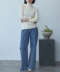 身長：157cm　着用サイズ：FREE　B：82 / W：63 / H：87