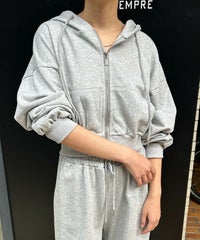 身長：163cm　着用サイズ：FREE