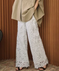 身長：168cm　着用サイズ：オリジナルサイズ　B：81 / W：60 / H：89