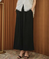 身長：168cm　着用サイズ：オリジナルサイズ　B：81 / W：60 / H：89