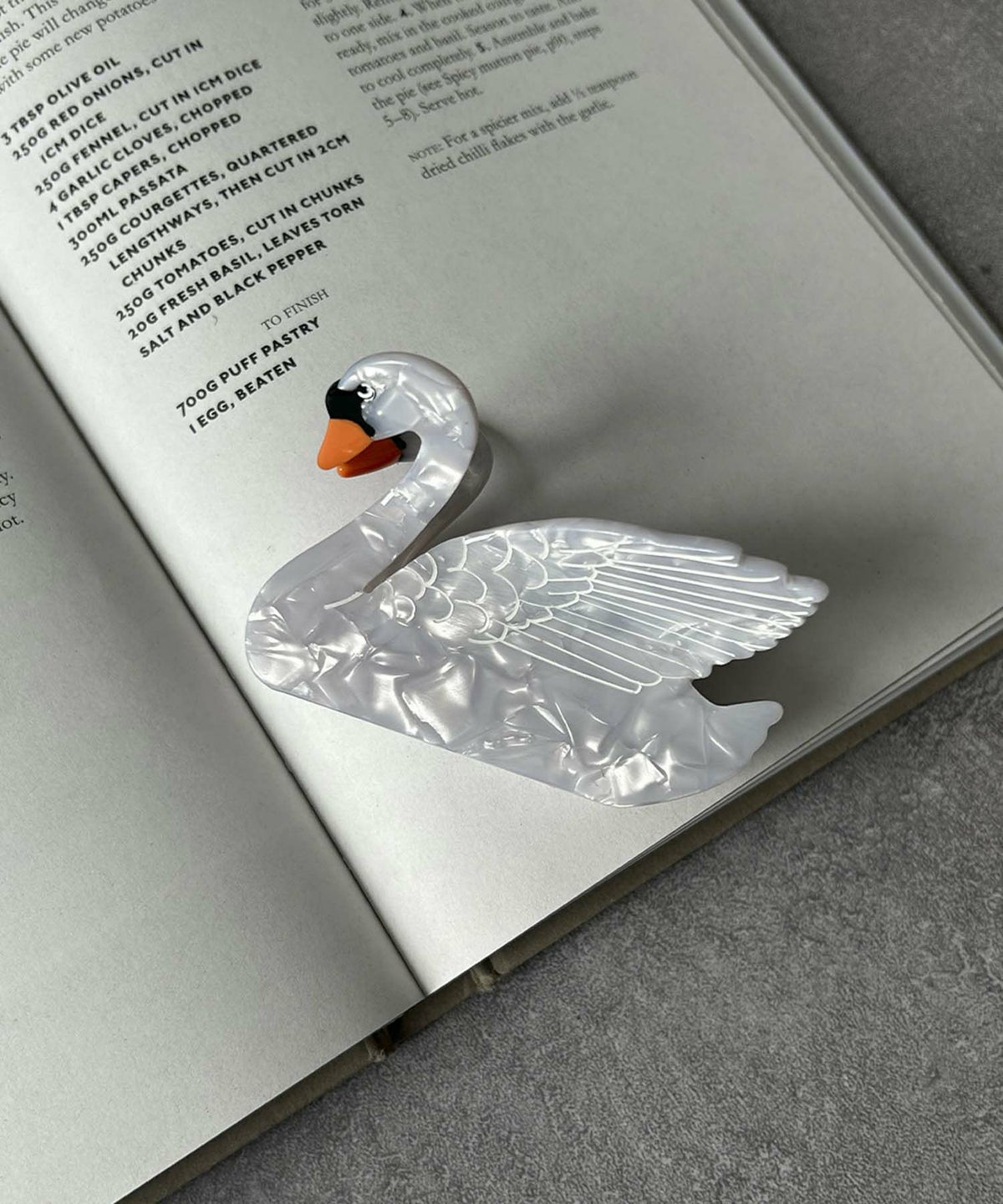 C：白鳥