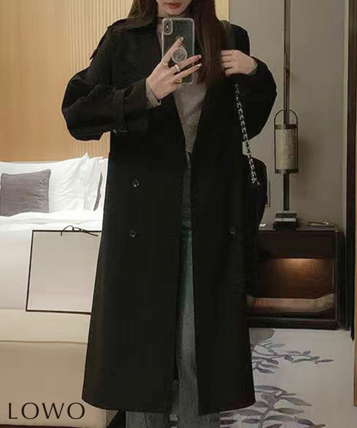 ブラック