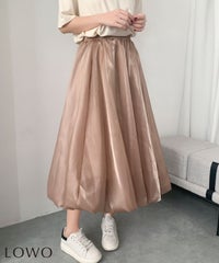 ベージュ