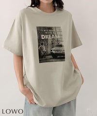 ベージュ