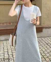 グレー