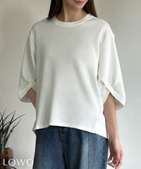 オフホワイト