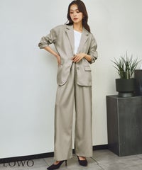 身長：170cm　着用サイズ：FREE　B：86 / W：61 / H：87